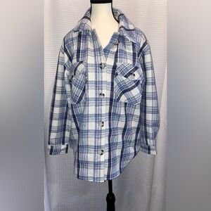 (NEW) Women’s Suzy‎ Shier plaid Shaket size medium